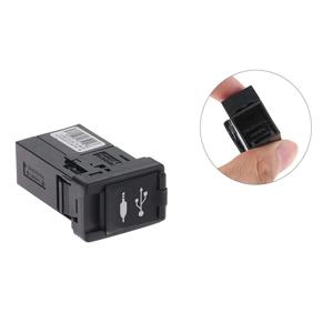 86190-0R010 Toyota Camry Corolla Tacoma Sienna Rav4 Avalon Highlander 가스 및 하이브리드-L49A 용 AUX USB 포트 어댑터 잭