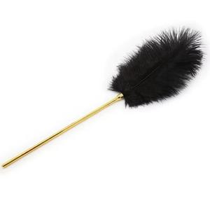 구리 도금 골드 고품질 금속 손잡이 체인과 깃털 장식의 2가지 변경 가능한 섹시한 가죽 채찍 무대 공연 의상