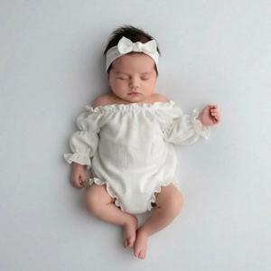 오프숄더 리본 롬퍼가 포함된 신생아 사진 촬영 소품 세트 - 완벽한 아기 사진 촬영 의상 스튜디오 필수품