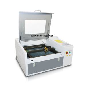 고속 CO2 3050 4040 4060 50W 60W 100W CNC 아크릴 및 목재 조각기