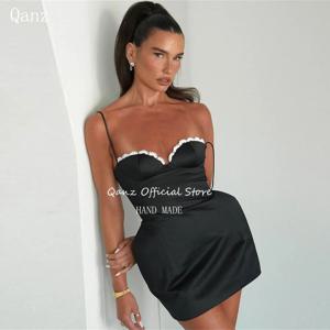 Qanz 블랙 댄스 파티 드레스 소프트 새틴 스윗하트 미니 파티 드레스 레이스 스파게티 스트랩 무릎 위 Vestidos De Gala Customized