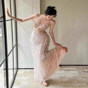 우아한 롱 이브닝 가운 여성 웨딩드레스 고급 프린지 브라이덜 예식 가운 음주 예식 맞춤 제작 드레스