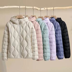 새로운 플러스 사이즈 경량 여성 다운 재킷 후드 화이트 오리 다운 따뜻한 얇은 코트 한국 스타일 퍼퍼 재킷 여성 JK-092