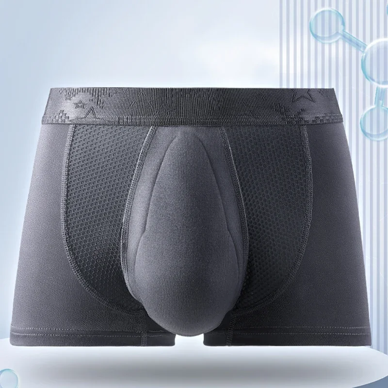 드레이피 모달 플랫 팬츠는 여유롭고 편안하며, 집 밖에서도 착용할 수 있습니다.