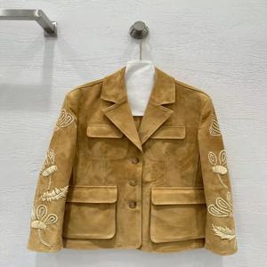 고급 가죽 재킷, 손으로 수놓은 자수 장식