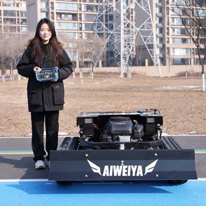 맞춤형 원격 제어 잔디깎이 AWY-900 900mm 절삭폭 모든 지형에 적응하는 EU 정원 과수원 저택용