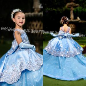 우아한 품질의 꽃의 소녀 드레스 하늘색 새틴 푹신한 레이스 아플리케와 활 작은 공주 웨딩 파티 공 이브닝 가운