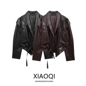 슬림핏 여성 가죽 자켓 2024 가을 신상 디자인 네크라인 스타일 다용도 벨트 장착 긴팔 출퇴근 패션 여성 코트