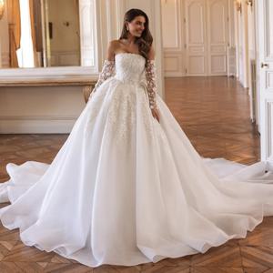 고품질 오간자 웨딩드레스 맞춤 제작 로맨틱 아플리케 진주 브라이덜 가운 우아한 A라인 스트랩리스 웨딩드레스