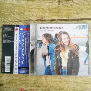 CD 파인포레스트 크런치 메이크 빌리브 파인포레스트 크런치의 첫 번째 앨범 메이크 빌리브는 1996년 초에 폴라/유니버설에서 출시되었습니다.