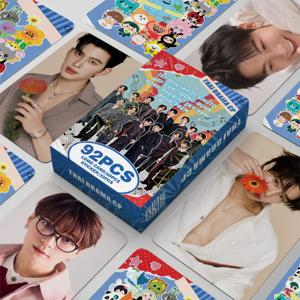    92개/세트 GMMTV 태국 스타 CP 로모 카드 (보너스 스티커 포함) HD 포토 카드 팬 굿즈 아이돌 초상화 컬렉션 카드