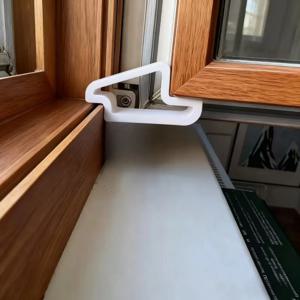 두꺼운 창 스토퍼 미끄럼 방지 디자인 문 및 창 보안을 위한 내구성 있는 플라스틱 창 드래프트 스토퍼 홈 개선