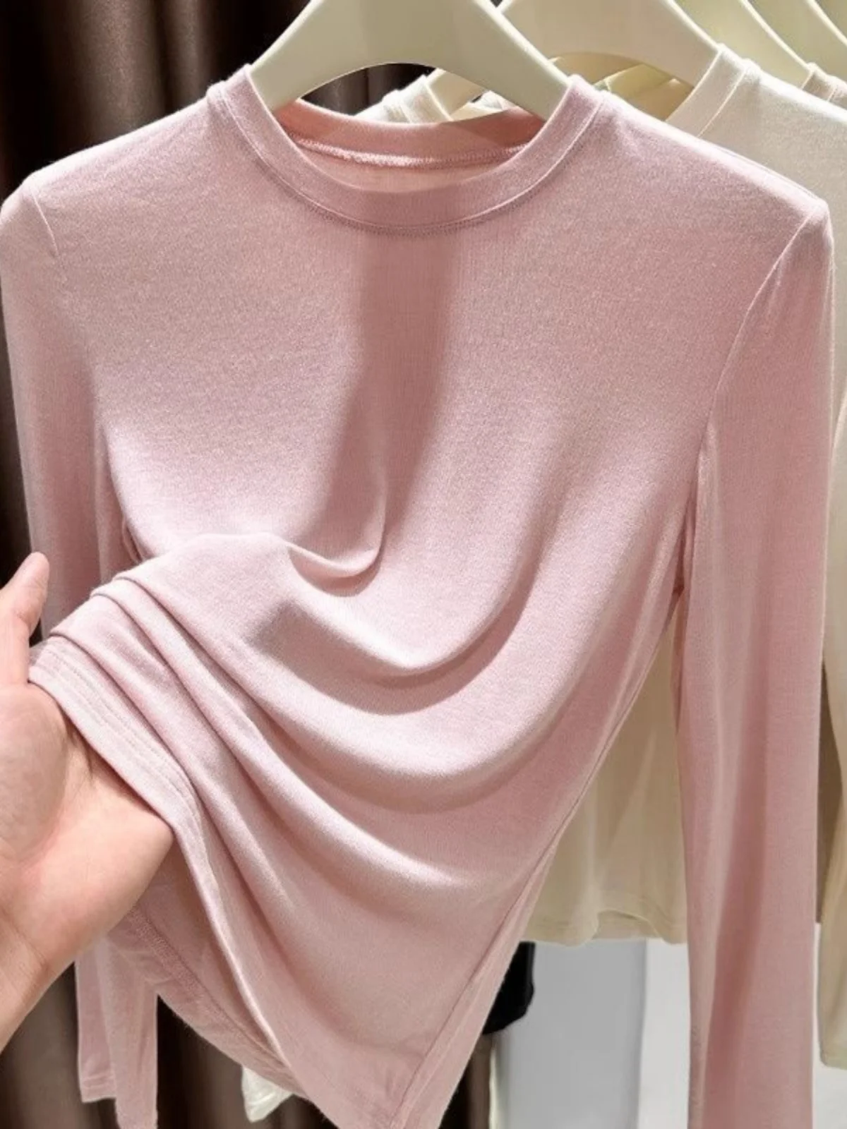 핑크 라운드 넥 모달 베이스 셔츠 여성용 긴팔 티셔츠 봄 신상품 편안한 통기성 슬림핏 한국 스타일 탑