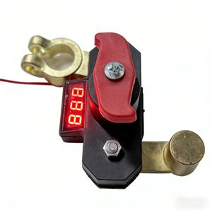 자동차 배터리 차단 스위치 - 양방향 조인트는 디지털 디스플레이 12-24v를 갖춘 전원 차단 스위치를 회전시킬 수 있습니다.