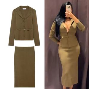 여성 니트 미디 스커트 투피스 세트 2025 신상 시크 패션 벨트 니트 가디건 코트 여성 정장 가을 겨울 여성 의상