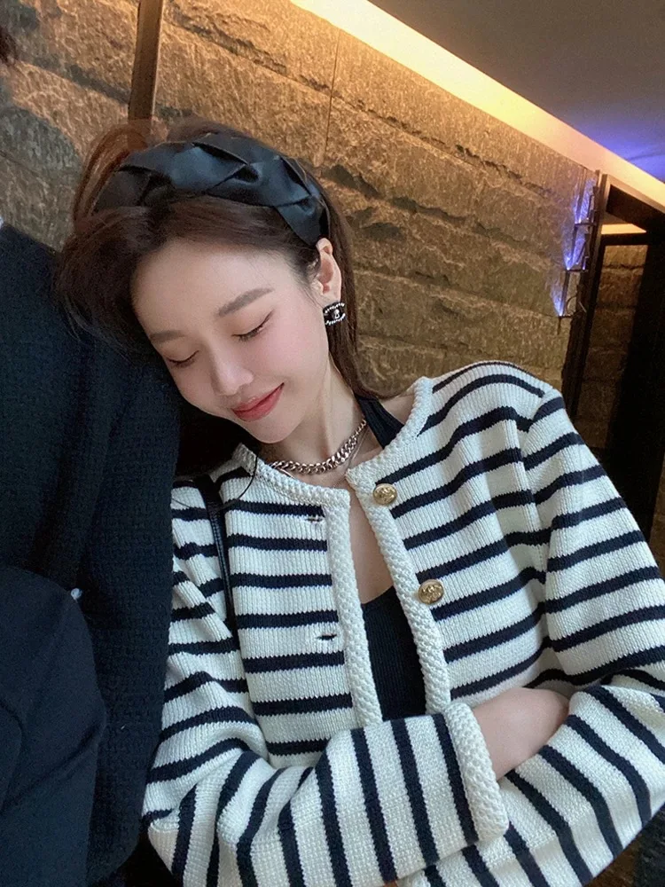 슬리밍 효과 스트라이프 니트 가디건 스웨터 여성용 긴팔 라운드 넥 오픈 프론트 가을 겨울 플러스 사이즈 패션 아우터웨어