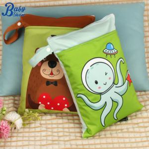 지퍼가 2 개 달린 습식 건조 방수 가방, 재사용 가능한 기저귀 가방, 정리함 기린, 몽키 프린트, 아기 기저귀, 기저귀용 웨트백