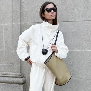 Linad Street 세련된 흰색 터틀넥 지퍼 자켓 가을 우아한 긴 소매 코트 여성 캐주얼 겉옷 탑 여성 2025