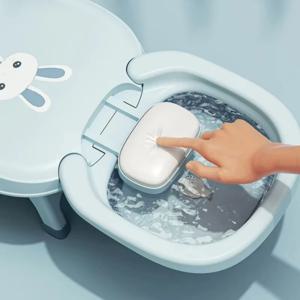 어린이 샴푸 의자 편안한 접이식 4단 조절 아기 귀를 젖지 않게 하는 샴푸 스툴 아기 안전 목욕용