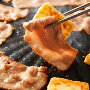 [산아푸드] 구워먹는 치즈 400g + 삼겹살 300g 세트 간식 캠핑 집들이 홈파티