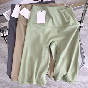 여름 요가 반바지 탄력성 통기성 타이츠 레깅스 빠른 건조 스포츠 피트니스 요가 사이클링 운동용 짐 반바지
