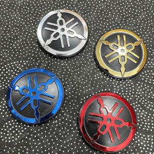 야마하 골드 화이트 블랙용 3D 스티커 엠블럼 로고 탱크 헬멧 오토바이 데칼