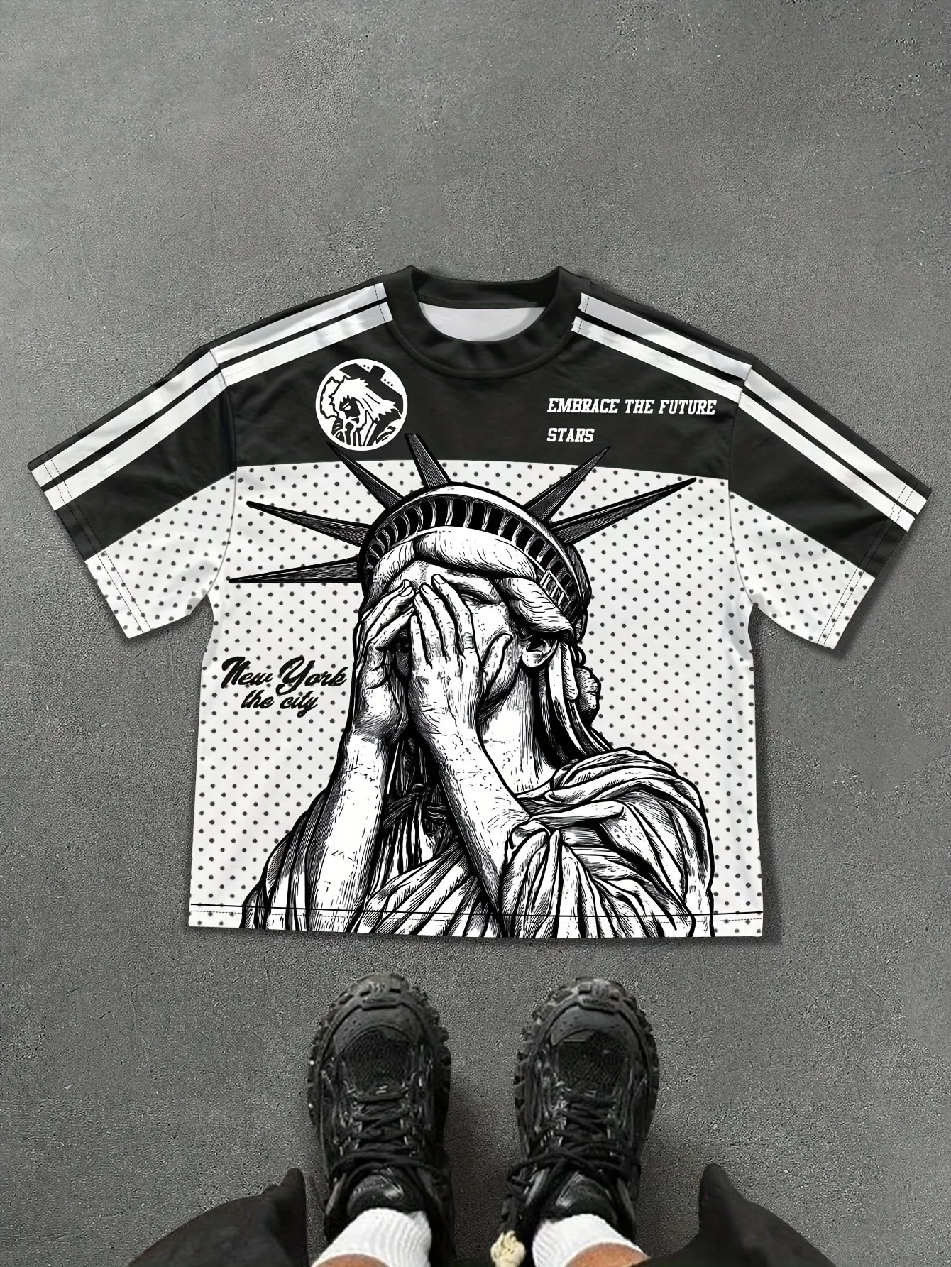 2025 여름 신상 스포티하고 캐주얼하며 세련된 아웃도어 3D 디지털 프린팅 부드럽고 편안하며 통기성 좋은 남성 티셔츠