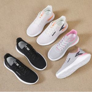 여성용 가볍고 통기성 좋은 러닝화, 봄, 가을 시즌에 적합합니다. 다기능 캐주얼 스포츠화