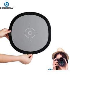 Lightdow 12x12인치(30 x 30cm) 화이트 밸런스 18% 회색 참조 반사판 회색 카드 양면 휴대용 가방 접이식 버전