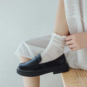 여성용 미드 튜브 양말 로리타 카와이 하라주쿠 스타일 꽃무늬 레이스 러플 트림 흑백 봄 여름 캐주얼 데일리웨어 양말