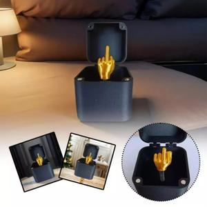 재미 있은 장난 선물 상자에 중간 손가락 재미 있은 크리 에이 티브 선물 사무실 책상 장식 홈 장식 손님을위한 선물