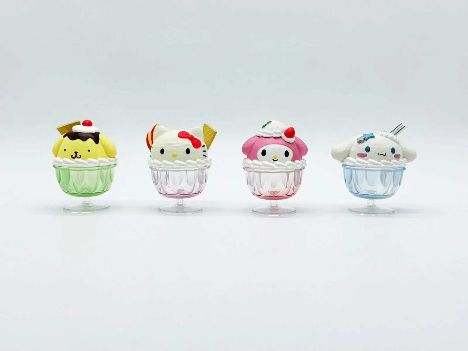 헬로 키티 마이 멜로디 Pompompurin Cinnamoroll 디저트 아이스크림 미스터리 블라인드 박스 선물 장난감 모델 애니메이션 피규어 수집 장식품