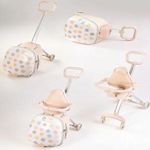 버니플라이 어린이용 러기지 케이스는 아기가 탈 수 있고, 아기가 캐리어를 가지고 다닐 수 있는 20인치 접이식 유모차