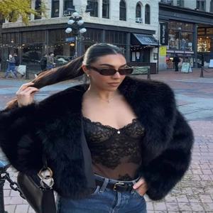 겨울 친환경 인조 밍크 퍼 두꺼운 숏 코트 여성용 퍼 탑 인조 모피 재킷 따뜻하고 편안한 트렌디 아우터웨어