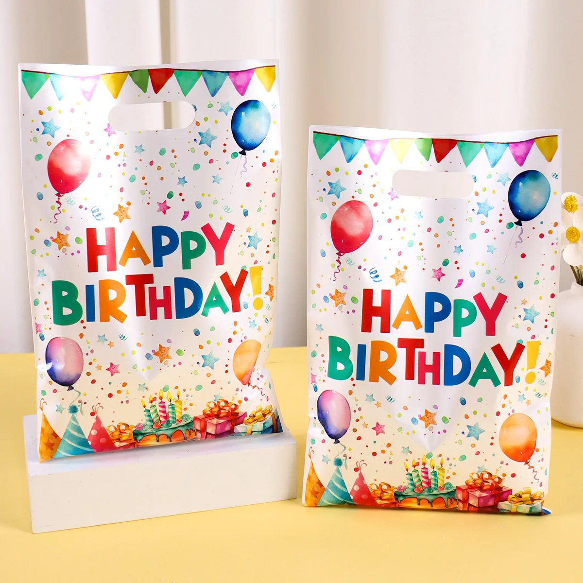 10/20/50pcs 생일 축하 선물 가방 다채로운 파티 호의 가방 어린이를위한 플라스틱 토트 백 성인 생일 축하 파티 장식