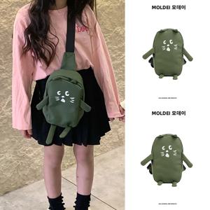 여름 귀여운 작은 크로스 바디 백 남여 캐주얼 여행 가슴 가방 남성과 여성을위한 스트리트 스타일 나일론 만화 프린트 배낭