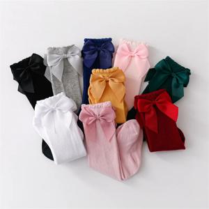 Lawadka 코튼 아기 소녀 양말 활 무릎 높은 어린이 공주 양말 소녀 유아 어린이 긴 양말 가을 0-7 세