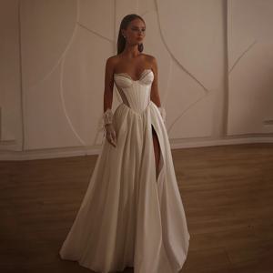 Eightree 여성용 A 라인 웨딩 드레스, 연인 레이스 사이드 슬릿 공주 웨딩 가운, 보호 비치 신부 무도회 원피스, 맞춤형