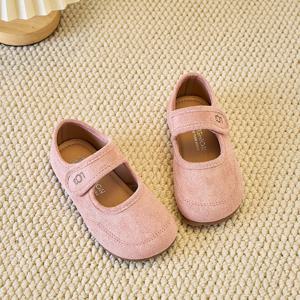 2025년 봄 가을 신상 한국 여아용 가죽 샌들, 부드러운 밑창의 공주풍 슈퍼 소프트 샌들