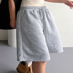 여성용 단색 캐주얼 신축성 있는 드로스트링 반바지는 일상복으로 적합하며 모든 계절 스포츠 패션에 적합합니다.