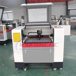 60w 80w 100w 640 CO2 레이저 조각기 및 절단기 (CCD 비전 시스템 포함)