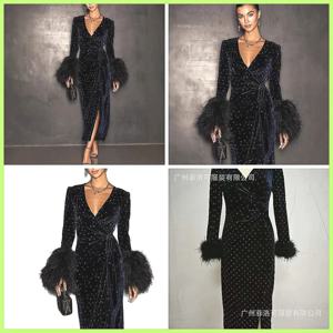 우아한 레트로 벨루어 프롬 드레스, 깃털 소매, V넥 바디콘 이브닝 가운, 긴팔 스플릿 파티 드레스