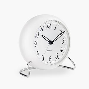 아르네 야콥센 arne_jacobsen_clocks AJ Lk Table Clock / White
