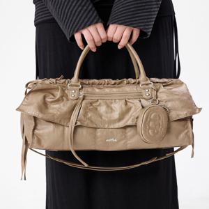 아떼 바네사브루노 액세사리 [[26SS]] AABA6E730W1 [FRILL] 프릴체인 베이지 듀프스킨 토트백 M