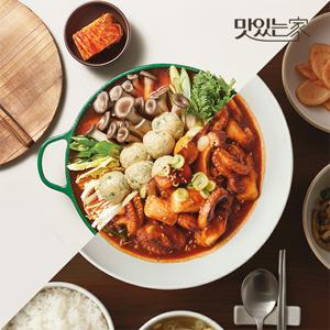 채선당 매콤쫄깃 쭈꾸미볶음 620g+굴림만두전골 2인분