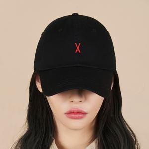 [소녀시대 윤아, 슈퍼주니어 은혁, 뉴이스트 백호 착용] 로고 오버핏 치노 볼캡 블랙