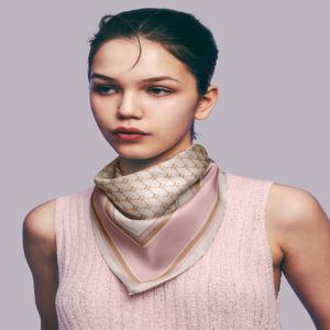 헤지스 액세서리 [[26SS]] HISC6E603P2 [SILK100%] 핑크 헤리아토 사각 실크 스카프