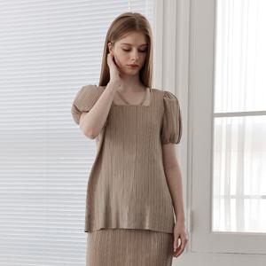 yoyoyoy여성CANEVAS[최초가 133000원] 스퀘어 넥 리본 퍼프 플리츠 블라우스 베이지_AJ06WNPBL04