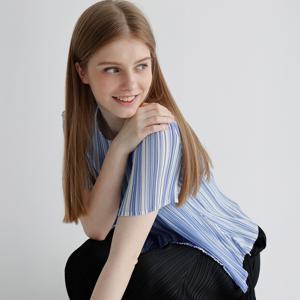 yoyoyoy여성CANEVAS[최초가 133000원] 스트라이프 웨이브 플리츠 블라우스 블루_AJ06WNPBL03