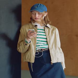 헤지스 여성 [[25SS]] HSJU5B202I2 [리버시블]베이지 헤링턴 숏 점퍼